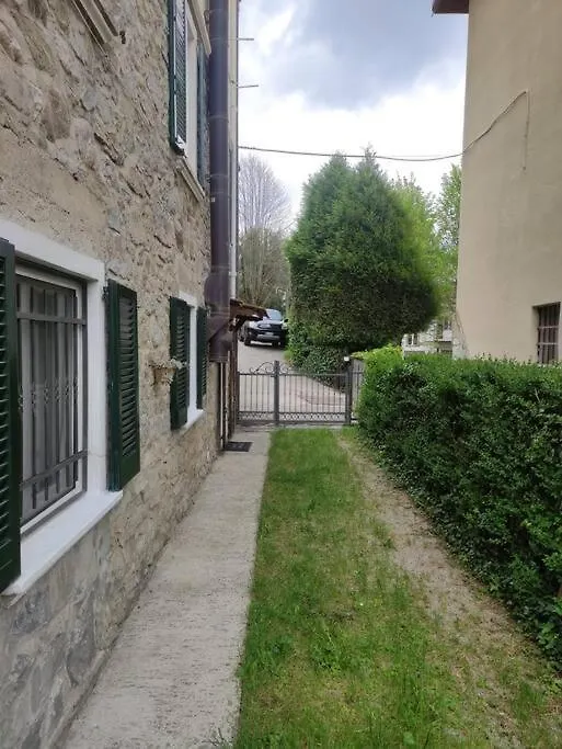 La Casetta Di بارزيو 0*,  إيطاليا