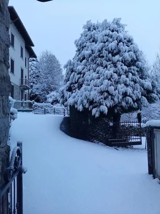 La Casetta Di بارزيو إيطاليا
